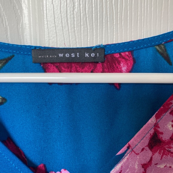 Floral West Kei blouse - Picture 5 of 6
